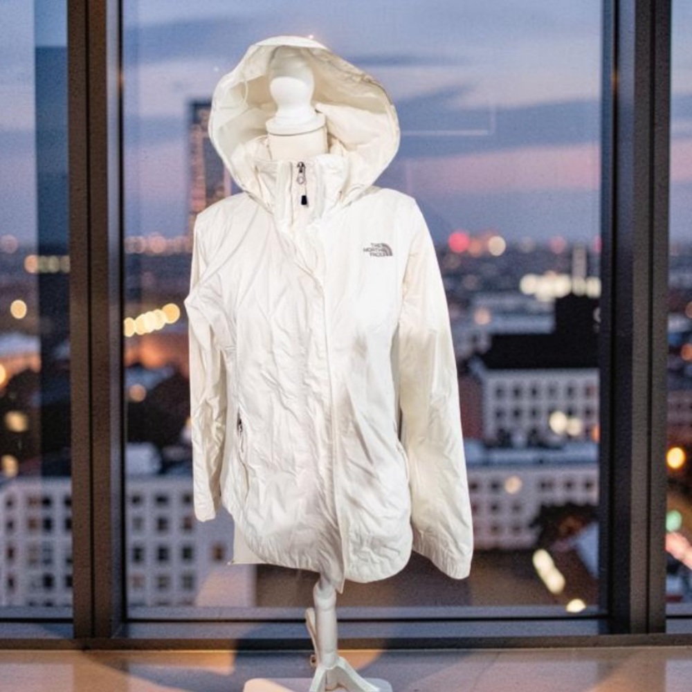 The North Face Women's Hooded Cream Jacket GUC - Picture 10 of 11